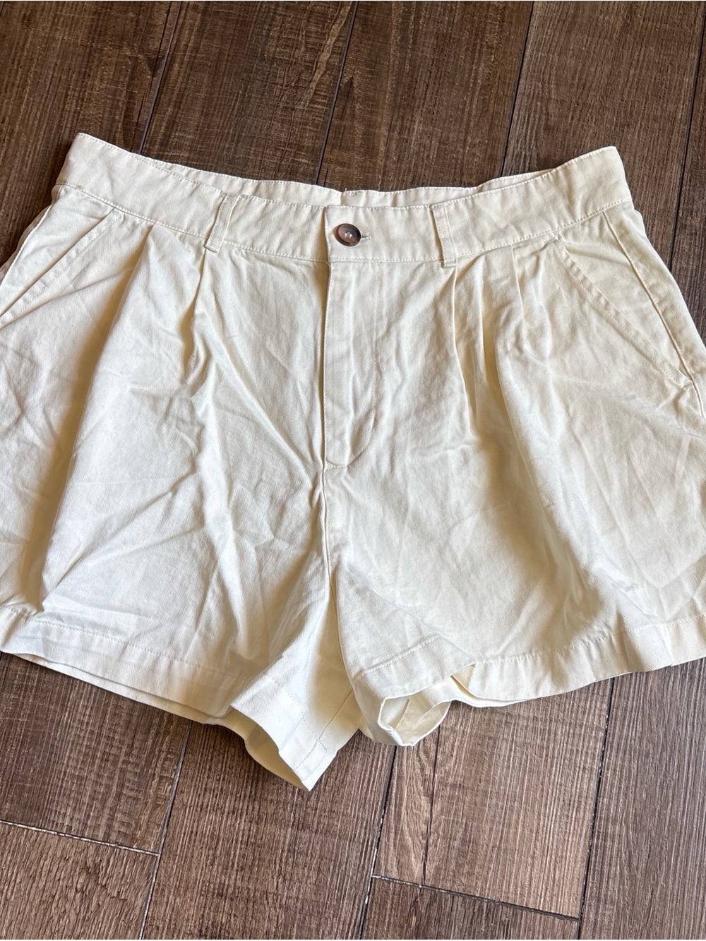 Double Zero Cream High-Rise Button-Front Shorts